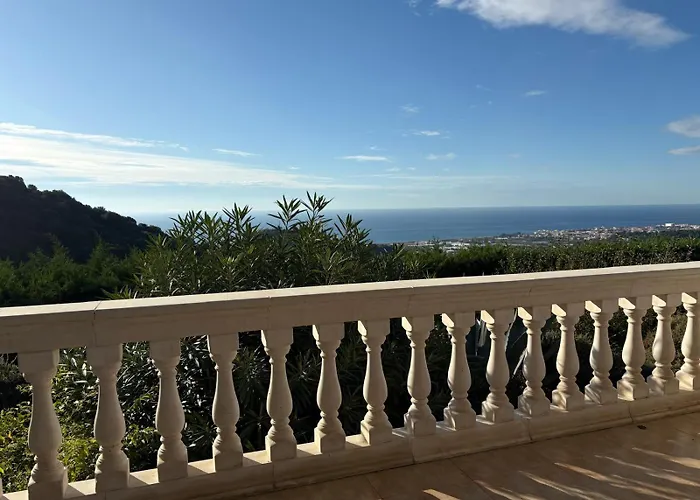 Villa Vista Alegria *